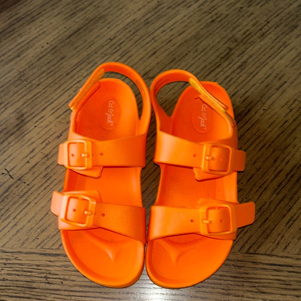 Cat and Jack rubber sandals